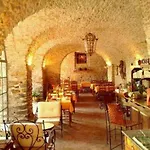 Le Clos Des Arts Szálloda