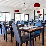 Le Clos Des Arts 3*