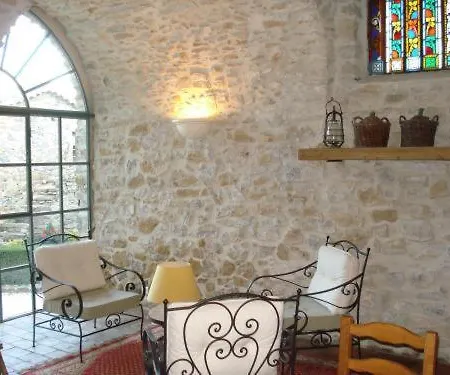 Le Clos Des Arts 3*