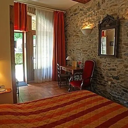 Szálloda Le Clos Des Arts 3*
