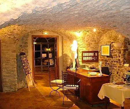Le Clos Des Arts Les Mages