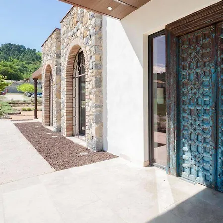Szálloda Le Clos Des Arts 3*